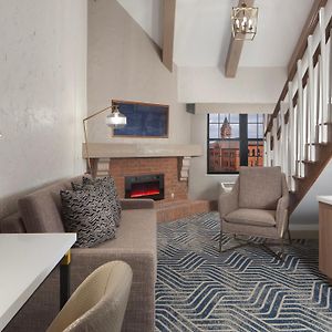 King Loft Suite
